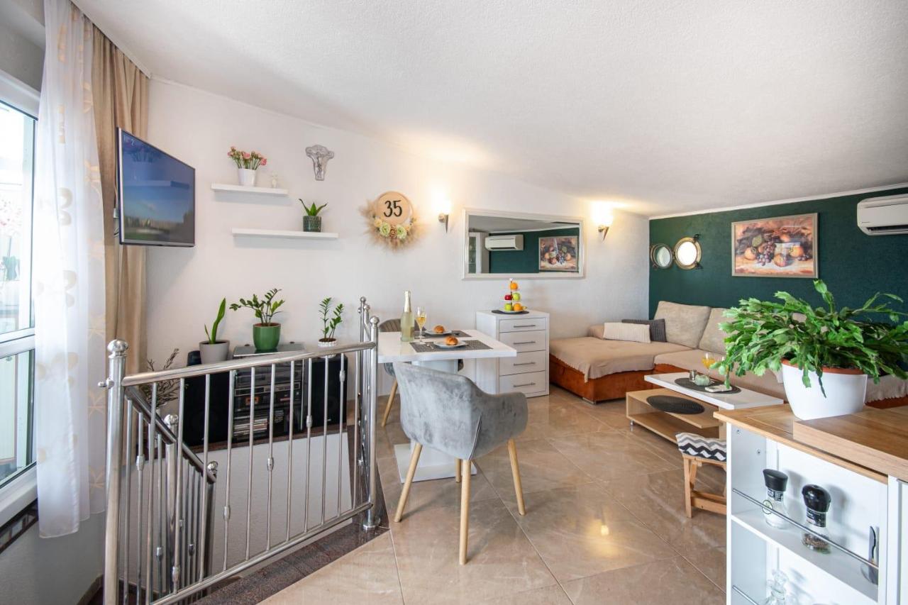 Holiday Home Nevera Makarska Exterior photo