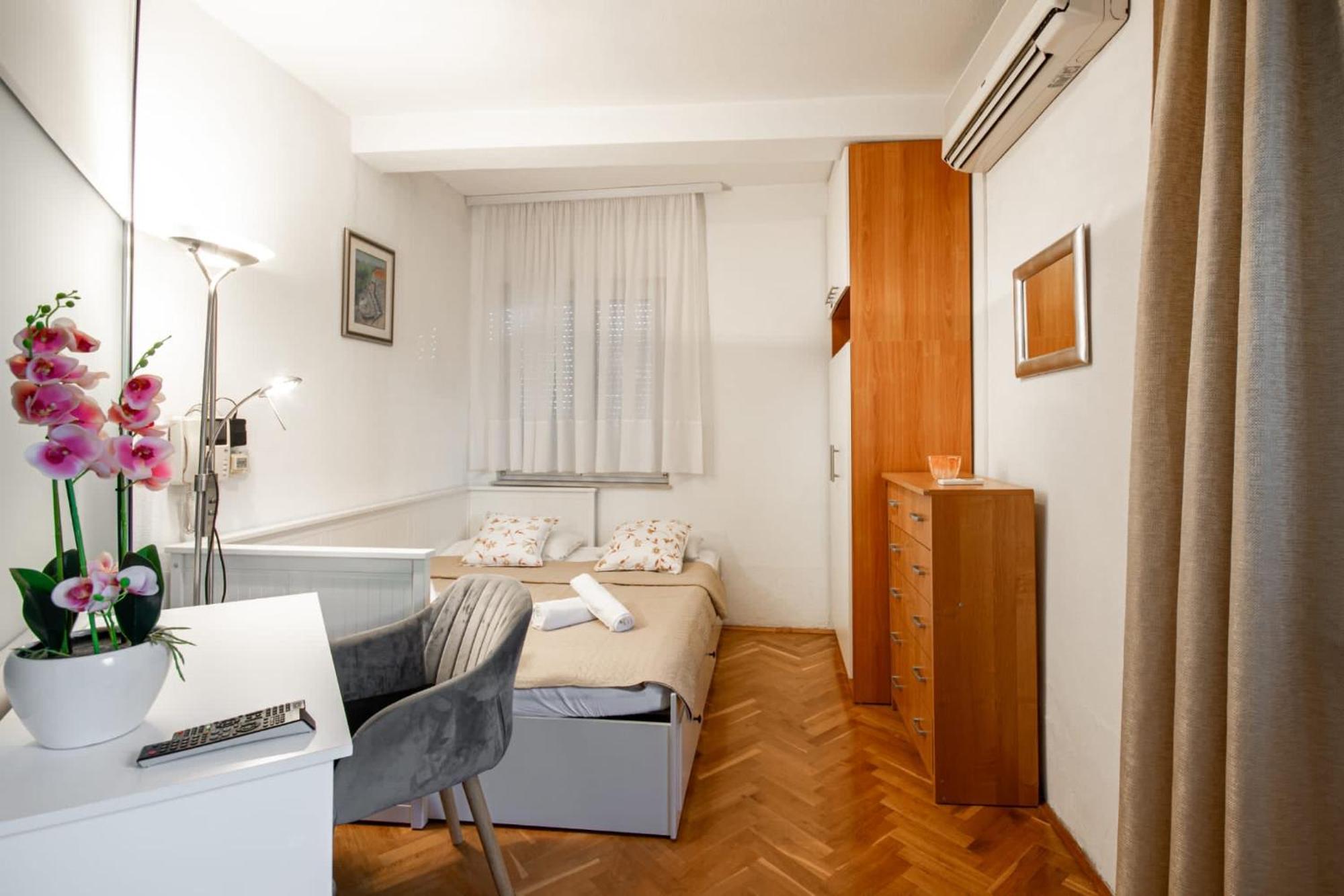 Holiday Home Nevera Makarska Exterior photo